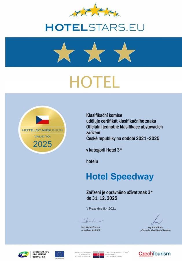 Penzion Speedway Mariańskie Łaźnie Zewnętrze zdjęcie